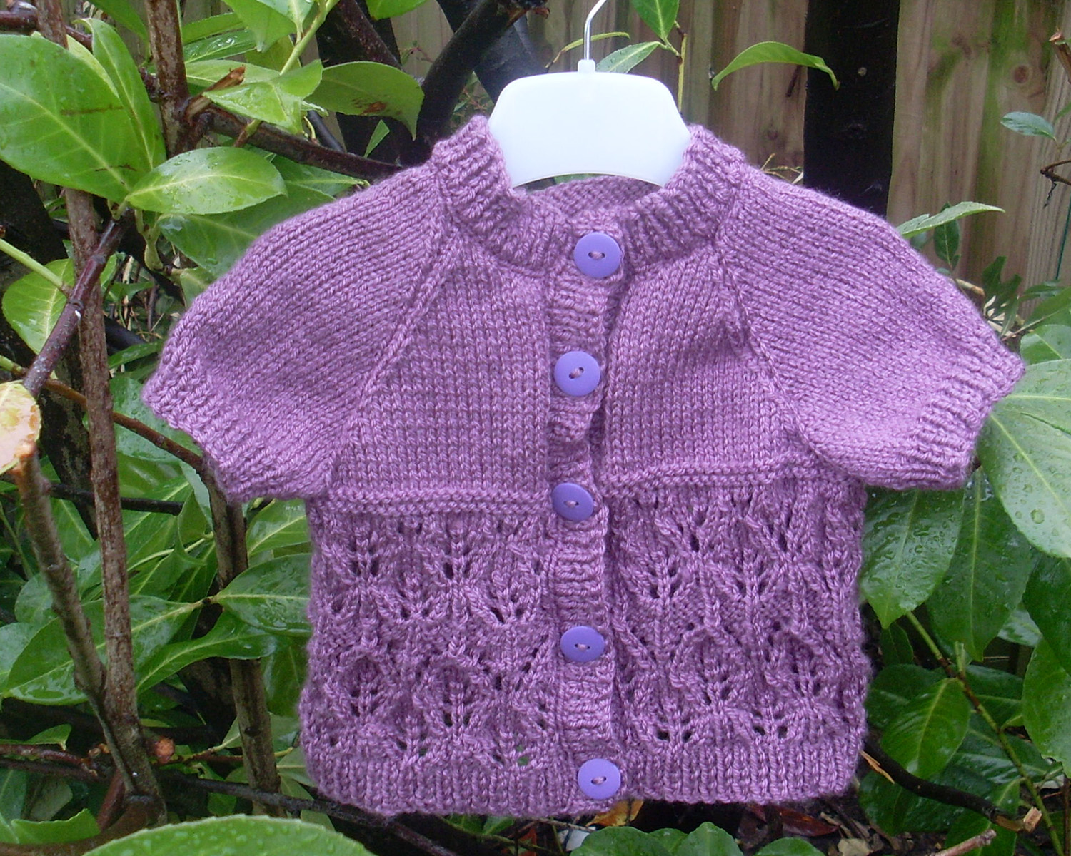Hand Knitted Baby Cardigan 36 Months on Luulla